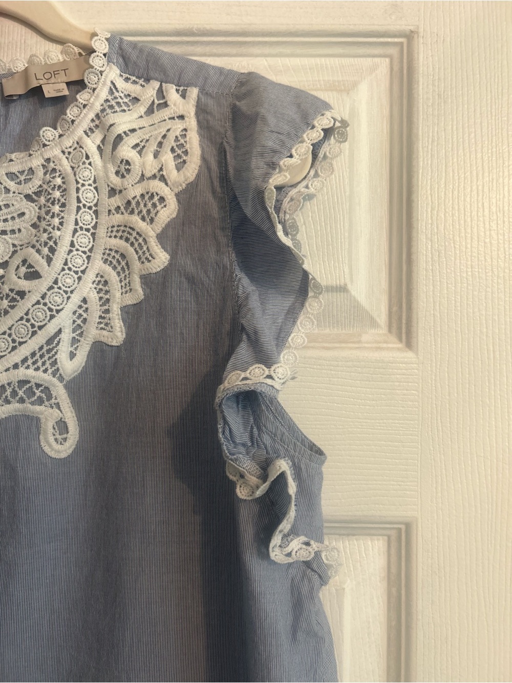 Crochet Loft Flutter Sleeve Top - Light Blue and white pin-stripe lace details L - Picture 6 of 11